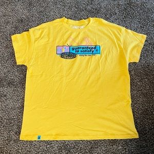 EUC Dutch Bros Shirt “Guaranteed to satisfy” yellow oversized x-large